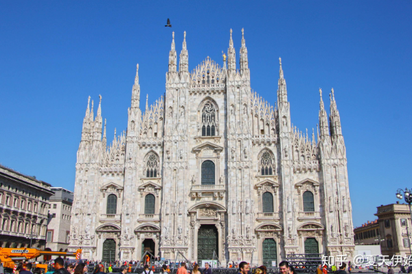 黑暗骑士上身，一哥斯达黎加球队推出与蝙蝠侠的联名球衣（蝙蝠侠加持，哥斯达黎加豪门发布联名球衣）