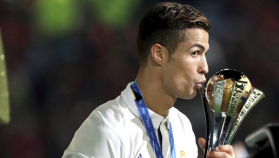 C罗在媒体评选的明年世界杯百大中高居第25！梅西仅第八！（媒体评选明年世界杯百大球星：C罗第25，梅西仅第8）