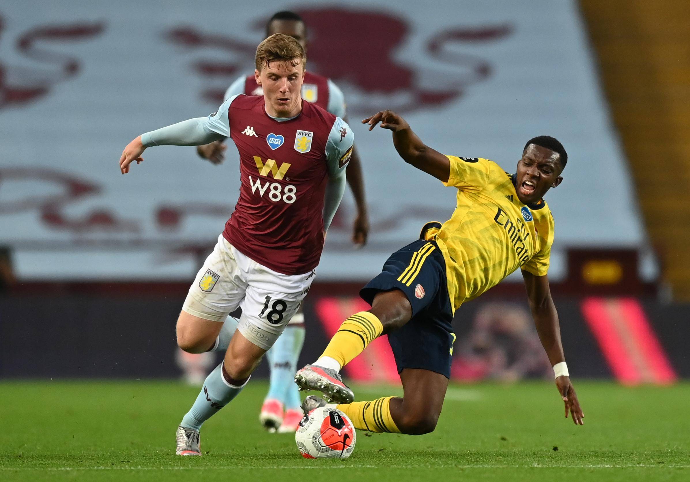 马竞vs圣吉罗斯联合：阿尔瓦雷斯搭档格列兹曼，小西蒙尼出战（马竞对阵圣吉罗斯联合：格列兹曼携手阿尔瓦雷斯，小西蒙尼登场）