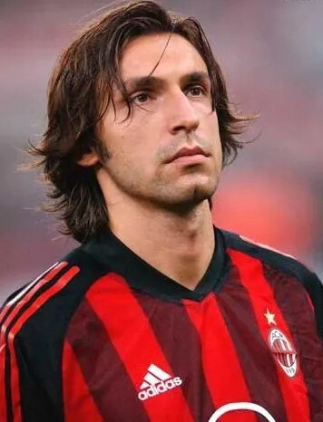 TA：奥赖利首秀表现得游刃有余；安德森很好地控制了比赛节奏（TA：奥赖利首秀从容自若，安德森节奏掌控到位）