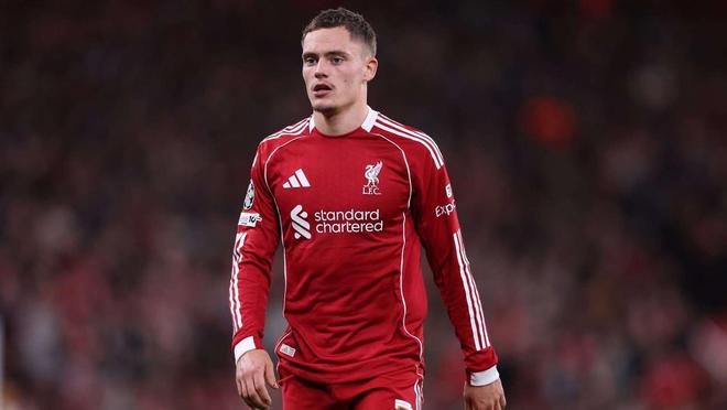 巴萨重返诺坎普进行公开训练，卡萨多：我梦想着在这里踢球（巴萨回归诺坎普开放训练，卡萨多：在这里踢球是我的梦想）