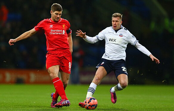 半场战报：沃尔夫斯堡2-0柏林联合，阿穆拉1射1传，维默尔破门（半场战况：沃尔夫斯堡2-0领先柏林联合，阿穆拉传射建功，维默尔破门）