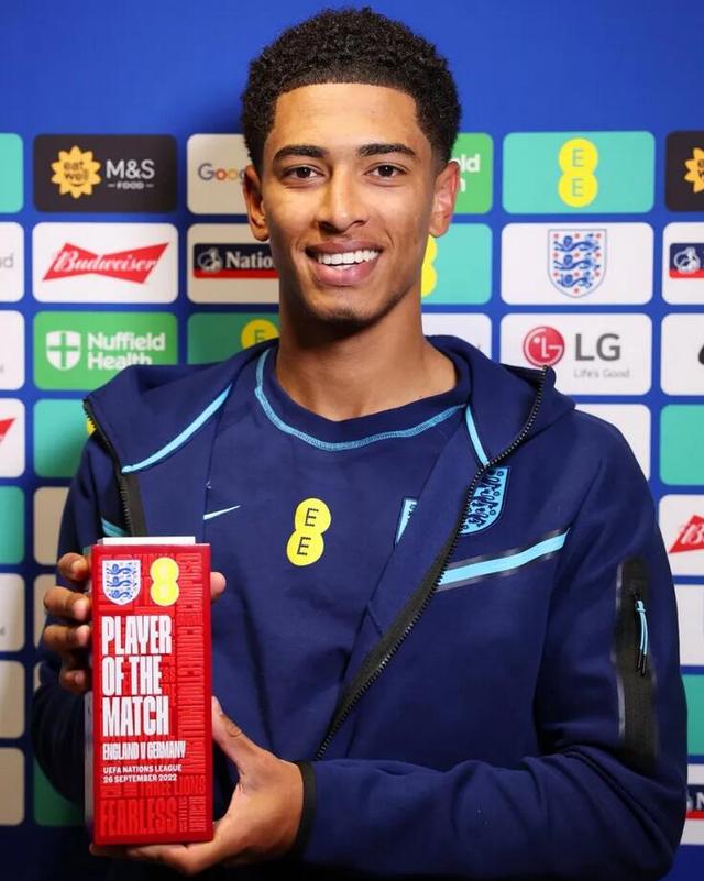 西蒙尼：奥布拉克训练状态相当不错，明早再决定是否让他首发（西蒙尼：奥布拉克训练状态良好，首发与否明早定夺）